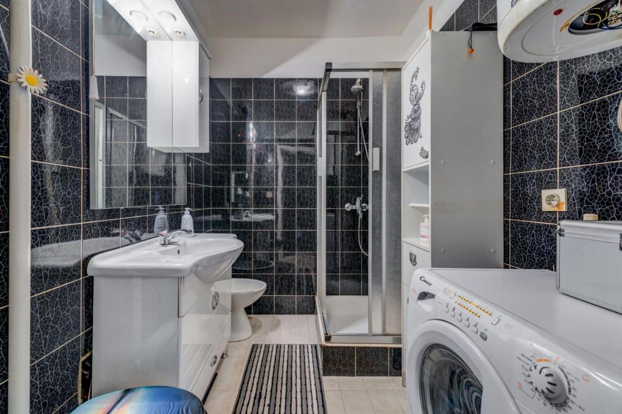 Cool Cozy Apartment Сплит Екстериор снимка